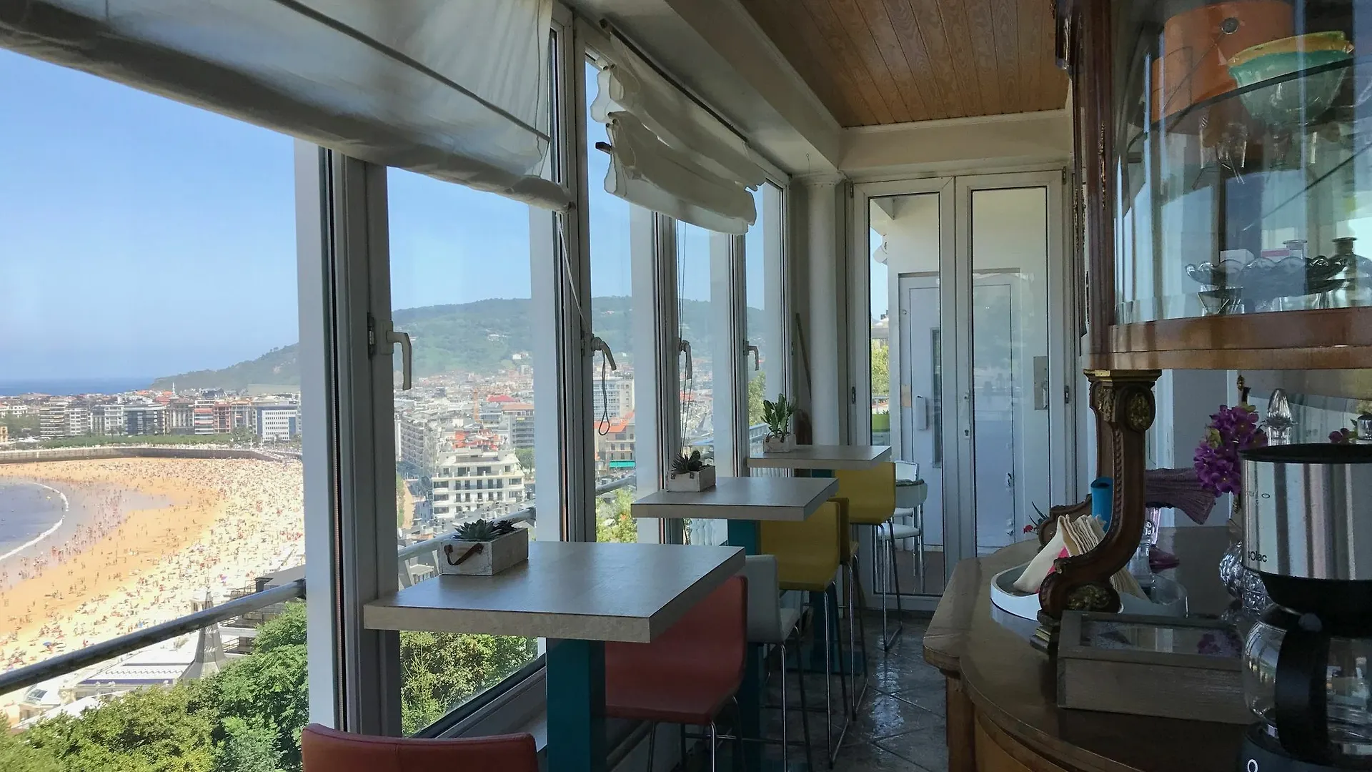 Far Out Inn San Sebastián 0*,